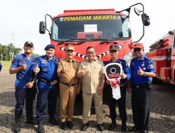 Pemkot Bekasi Dapat Bantuan Hibah  Kendaraan Dinas Operasional Damkar dari Pemprov DKI Jakarta