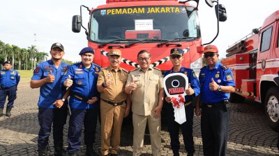 Pemkot Bekasi Dapat Bantuan Hibah  Kendaraan Dinas Operasional Damkar dari Pemprov DKI Jakarta