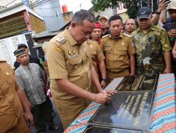 Wali Kota Bekasi Resmikan Jembatan Baru Pintu Air dan Taman, Warga Dapatkan Pelayanan Publik  Lebih Nyaman dan Lancar