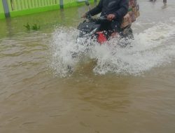 Banjir Merendam 21 RT di Desa Pantai Harapanjaya Muaragembong Butuh Bantuan Sembako, Meski Debit Air Mulai Surut