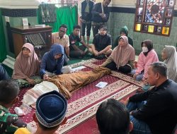 Tinjau Empat Titik Banjir di Bekasi Timur Satu Warga Tewas Akibat Terseret Arus, Wali Kota Bekasi Takziah ke Rumah Korban 