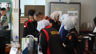 Kejari Kota Bekasi Geledah Disdagperin, Pasar Bantargebang, dan Rumah Pejabat Terkait Dugaan Pungli MCK