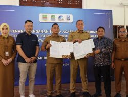 Perumda Tirta Patriot Resmi Kelola Seluruh Layanan Air Minum di Kota Bekasi, Wali Kota dan Plt. Bupati Bekasi Resmi Tandatangani Berita Acara Serah Terima Aset dan Wilayah Layanan
