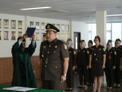 Baru Menjabat Kepala Kejari Kota Bekasi, Diana Wahyu Widiyanti Lantik Kasi Pidum yang Baru